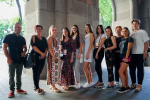 Izložba slika sa likovne kolonije "Vidovdan"