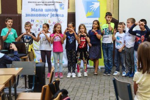 Radionice za osnovce sa temom učenja znakovnog jezika