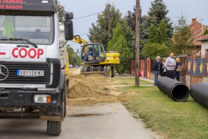 Obilazak radova na izgradnji kanalizacije u delu Mačvanske ulice