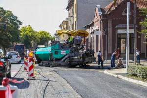 Asfaltiranje - radovi na levom skretanju