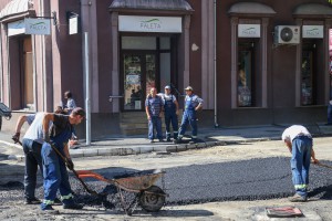 Asfaltiranje - radovi na levom skretanju