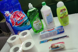 Podela paketa hrane i higijene povodom Svetskog dana hrane