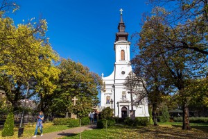 Crkveno venčanje u tradicionalnim odorama