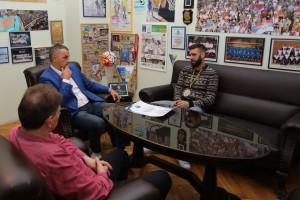 Prijem za "srebrnog" kikboksera Miloša Keljanovića