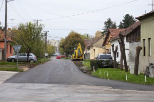 Obilazak okončanih radova na asfaltiranju i proširenju dela Ulice Matije Gupca