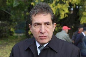 Polaganje venaca na spomenik "Balada vešanih"