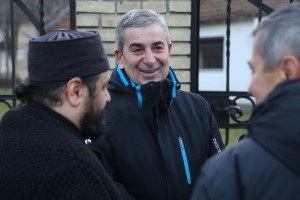 Organizovani odlazak u seču badnjaka i verski obred