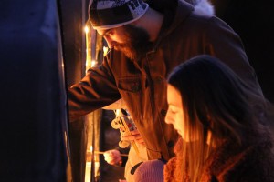 Badnji dan - svečana povorka i loženje badnjaka na Trgu