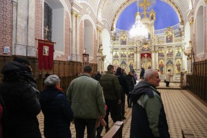 Badnji dan - svečana povorka i loženje badnjaka na Trgu