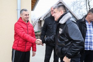 Obilazak novoizgrađenog doma porodice Zurovac
