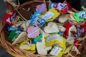 Akcija "besplatnih zagrljaja" učenika OŠ "Matija Gubec" iz Tavankuta