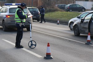 Saobraćajna nezgoda kod Medicinske škole