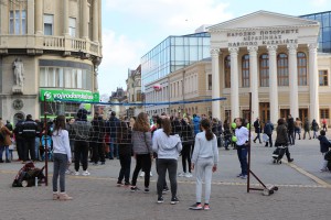 Manifestacija "Zagrli snažno" povodom Svetskog dana dece obolele od raka