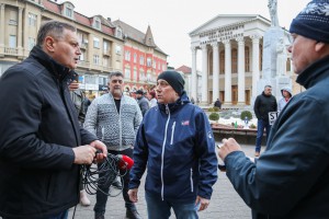 Protest građana protiv migranata