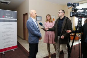 Okrugli sto "Nedavanje izražavanja i društvena solidarnost"