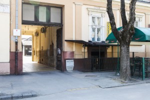 Volonteri Crvenog krsta u Pozivnom centru i na terenu