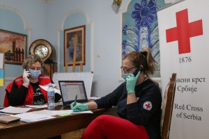 Volonteri Crvenog krsta u Pozivnom centru i na terenu