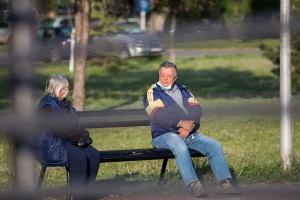 Penzioneri u šetnji