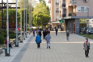 Penzioneri u šetnji