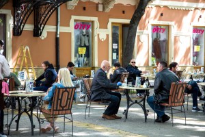 Ugostiteljski objekti ponovo rade...