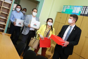 Predaja izborne liste Saveza vojvođanskih Mađara