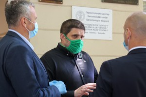 Dodela paketa pomoći zaposlenima u ustanovama socijalne zaštite