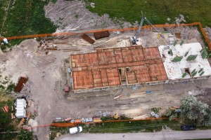 Obilazak radova na izgradnji stambenih objekta za izbeglice