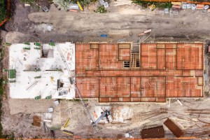 Obilazak radova na izgradnji stambenih objekta za izbeglice