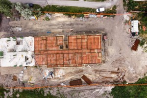 Obilazak radova na izgradnji stambenih objekta za izbeglice