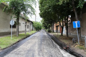 Obilazak radova na asfaltiranju Ulice Ivana Meštrovića