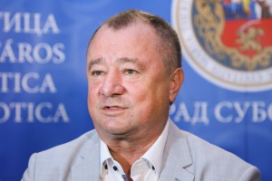 Svečana dodela priznanja dr Ferenc Bodrogvari