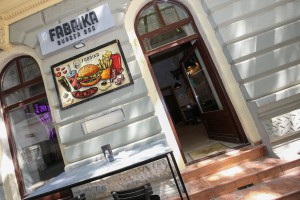 Burger bar "Fabrika" na novoj lokaciji