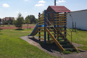 Renovirani košarkaški teren u Fočanskoj ulici u Malom Bajmoku