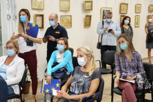 Uručenje ugovora o donaciji u okviru projekta "Socijalizacija uz distancu – Nemačka podrška borbi protiv COVID -19 u Srbiji"