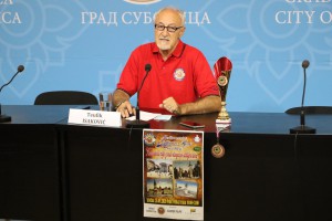 Najava izložbe "Kulturološki milje obogaćen oldtajmerima"