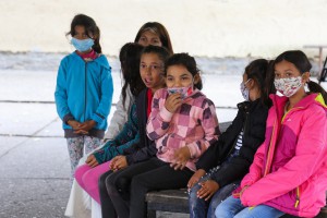 Dodela udžbenika za decu iz romske zajednice