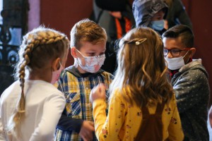 Obeležavanje Dečje nedelje - prijem za učenike u Gradskoj kući i puštanje balona na Trgu