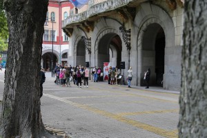 Akcija "Ponesi svoju knjigu u šetnju" u čast godišnjice smrti Danila Kiša