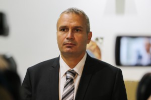 Podela paketa hrane i higijene socijalno ugroženim porodicama