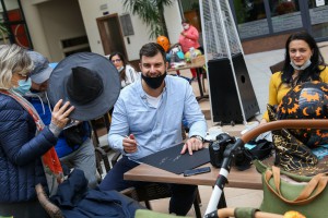 Humanitarni bazar za Olivera