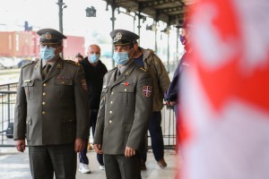 Polaganje venaca na Spomen ploču oslobodiocima Subotice