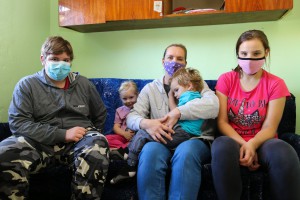 Reportaža o socijalno ugroženoj porodici sa četvoro dece