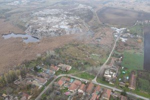 Deponija u Aleksandrovačkoj bari nadomak domaćinstava