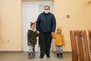 Podela novogodišnjih paketića u MZ "Makova sedmica"