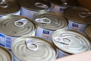 Priprema prehrambenih paketa u akciji "Obrok za porodicu"