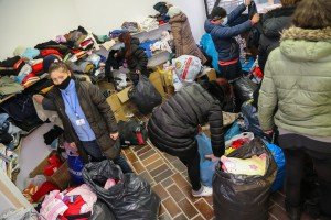 Akcija prikupljanja garderobe u prostorijama humanitarnog udruženja "Za Suboticu svim srcem"