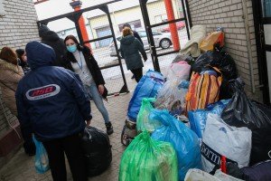 Akcija prikupljanja garderobe u prostorijama humanitarnog udruženja "Za Suboticu svim srcem"