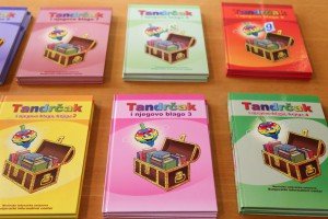 Uručenje bunjevačkih izdanja povodom Dana maternjeg jezika