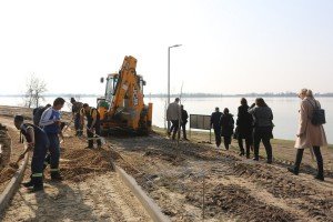 Obilazak radova na izgradnji biciklističke staze uz obalu Palićkog jezera