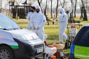 Preduzeće "Eko-Sub" dezinfikovalo dečja igrališta na Paliću